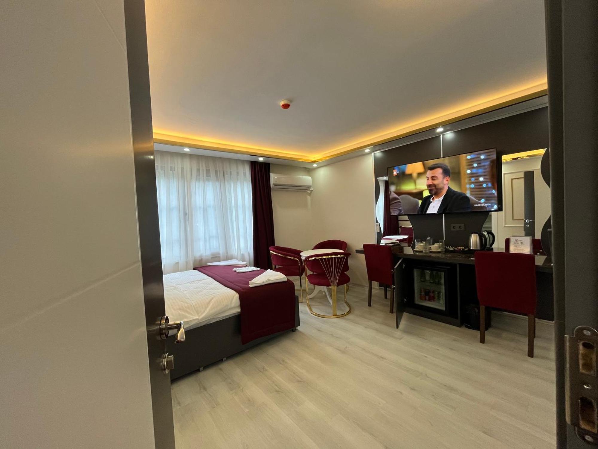 Lale Sultan Hotel Istanbul Bagian luar foto
